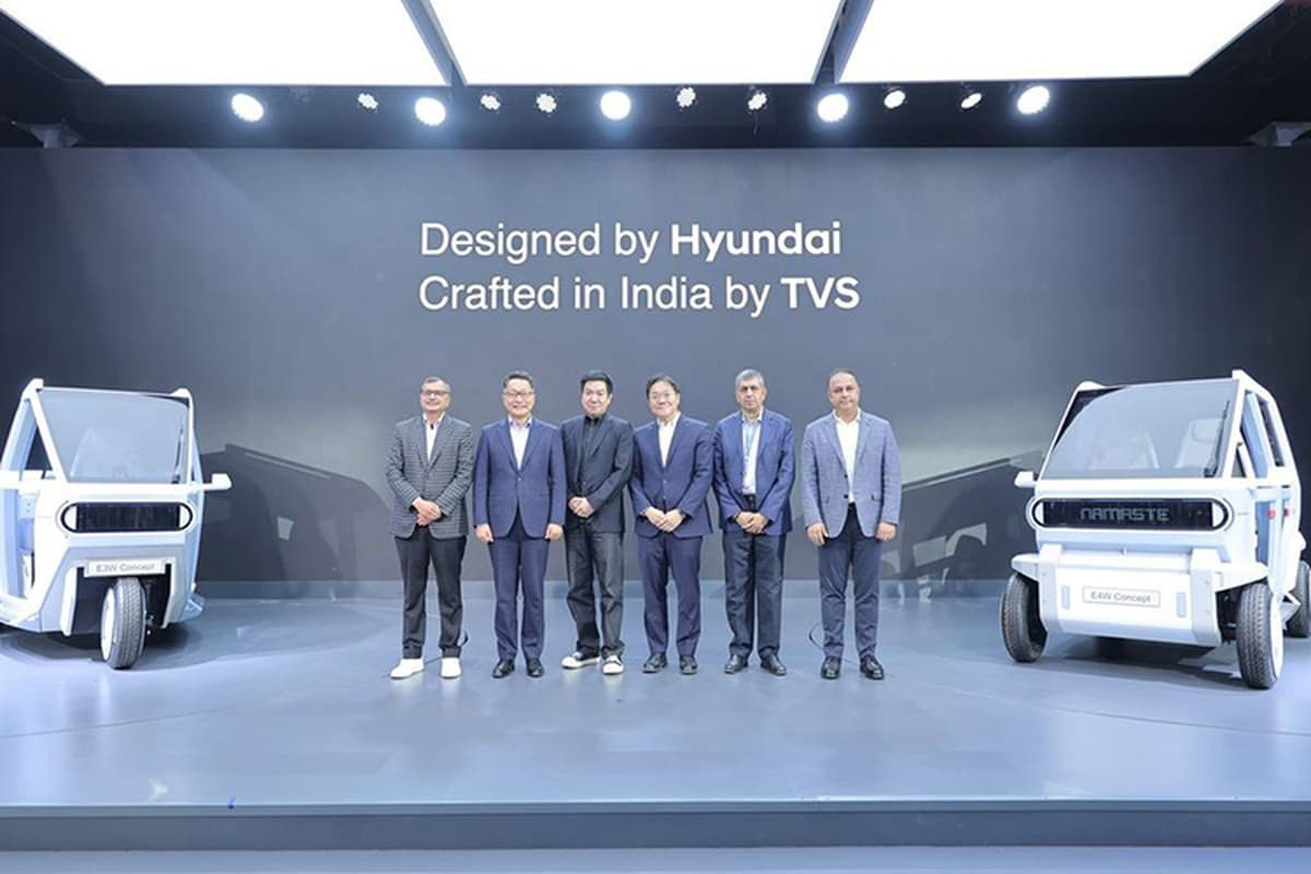 Ra mắt Hyundai tuk tuk chạy điện ba và bốn bánh