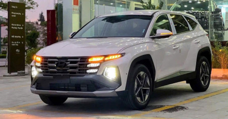 Tin tức giá xe: Hyundai Tucson giảm giá, bản tiêu chuẩn SUV C nay rẻ ngang SUV B