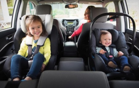 Vị trí ngồi an toàn trên xe cho trẻ nhỏ trên xe - Cha mẹ nên nắm rõ